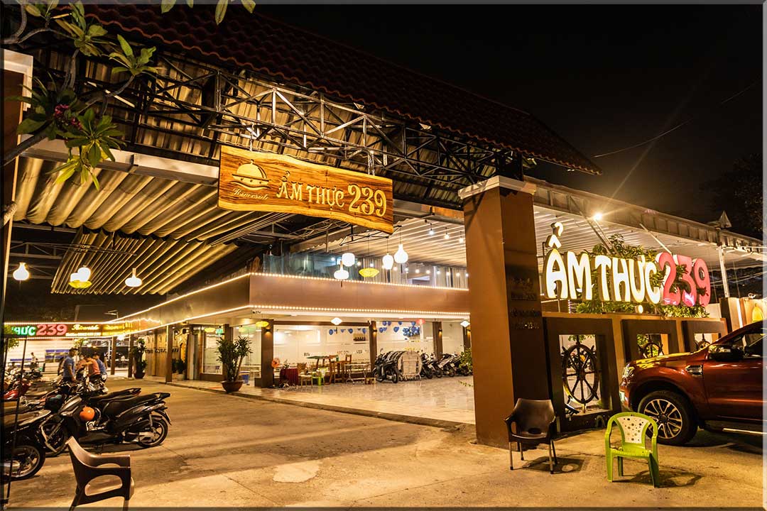 Hầm rượu nhà hàng 239 Riverside