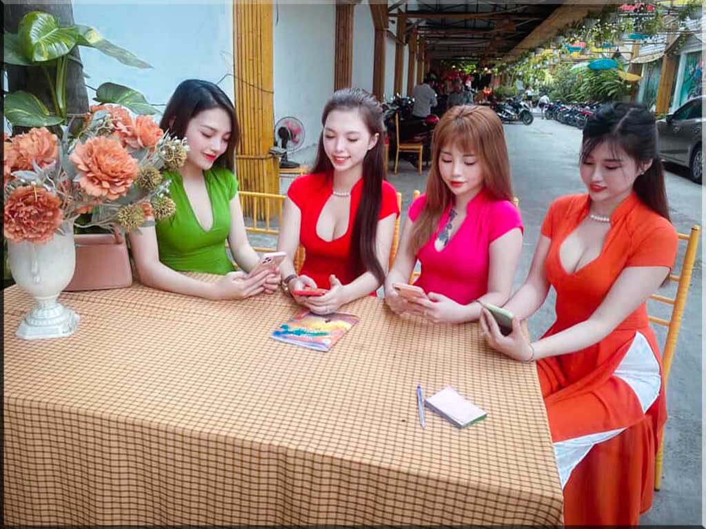 Thi công hầm rượu nhà hàng ẩm thực Thằng Bờm 4 Sân vườn nhà hàng ẩm thực Thằng Bờm Quận 12