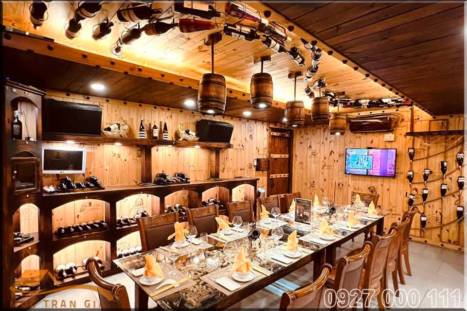 Nhà hàng hầm rượu Cheer House
