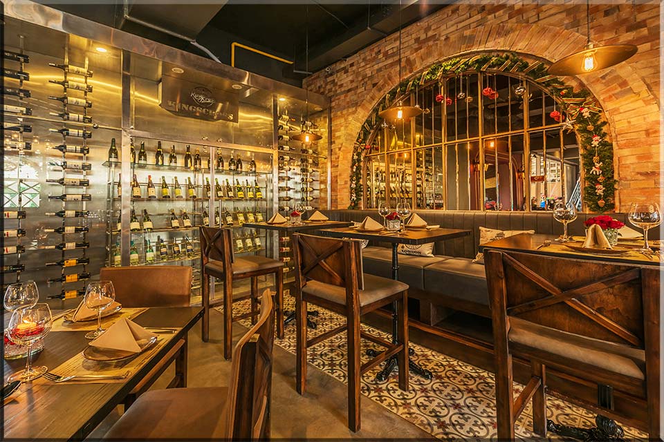 Nhà hàng rượu vang Kingscross Phú Mỹ Hưng