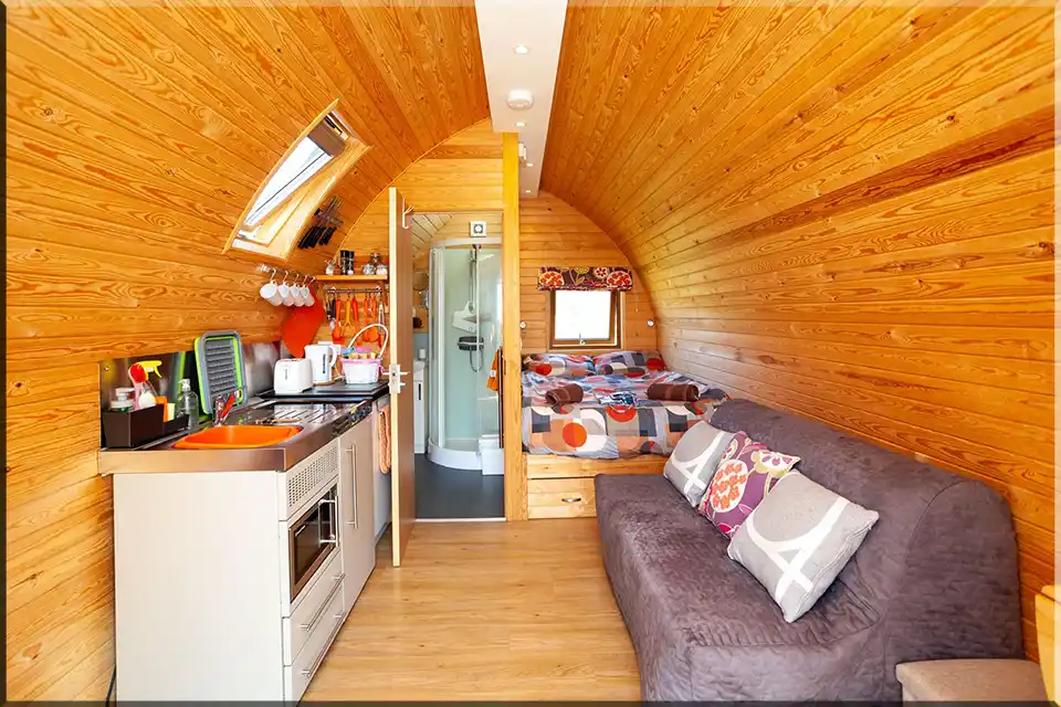 Thiết kế nhà gỗ nhỏ đẹp cho homestay: Sự kết hợp hoàn hảo giữa thiên nhiên và sự ấm cúng 9 Nội thất nhà gỗ nhỏ đẹp cho homestay