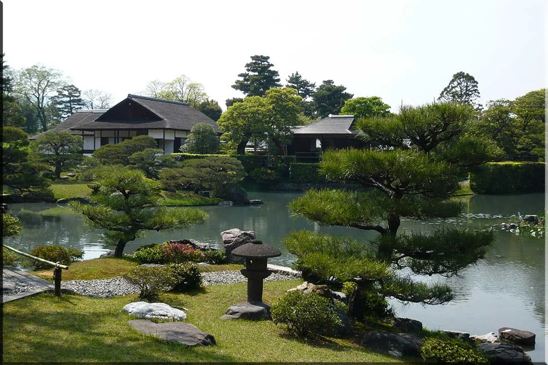 Mẫu nhà gỗ sân vườn kiểu Nhật