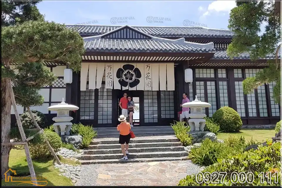 Mẫu nhà gỗ sân vườn Nhật Bản